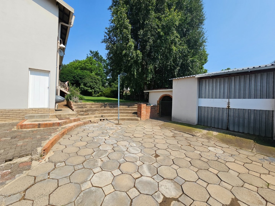 4 Bedroom Property for Sale in Eureka Free State